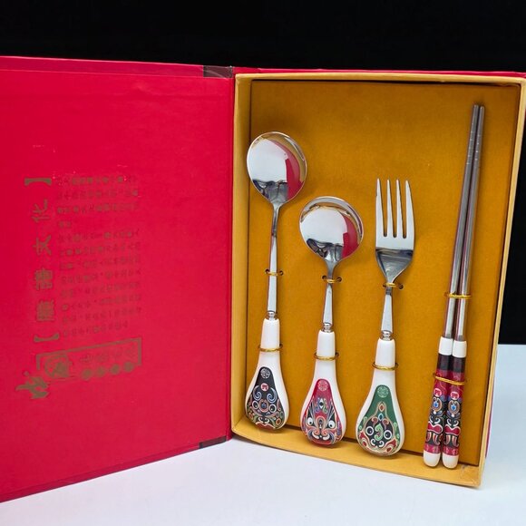 Chinese Art & Culture Flatware Set With Box Decorative Handles - Picture 1 of 9